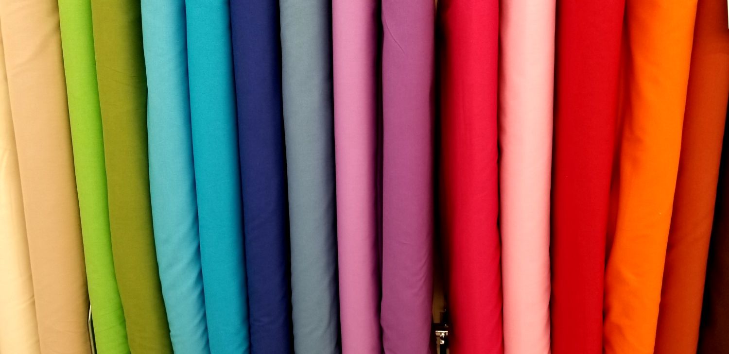 สีเสื้อมงคลประจำเดือนธันวาคม